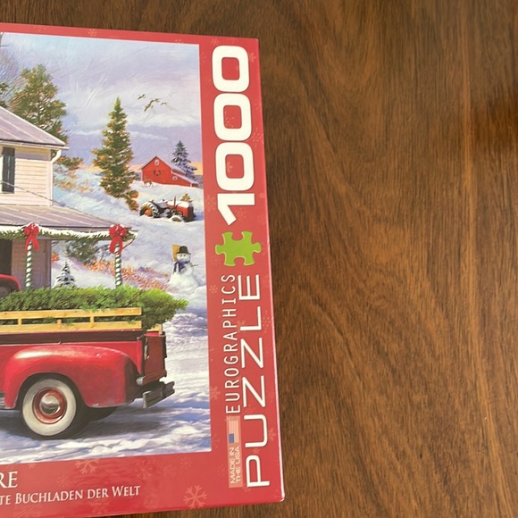 Eurographics 1,000 piece Christmas antique store puzzle - Picture 2 of 10